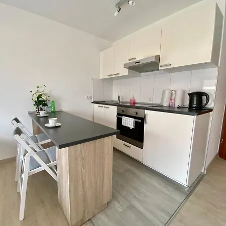 Apartment Exklusiv, Modernes Mit Balkon Boeblingen