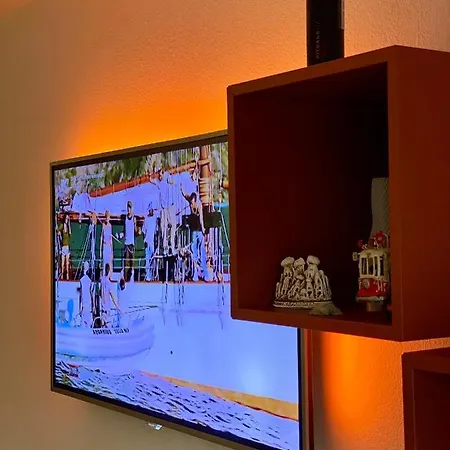 Exklusiv, Modernes Mit Balkon